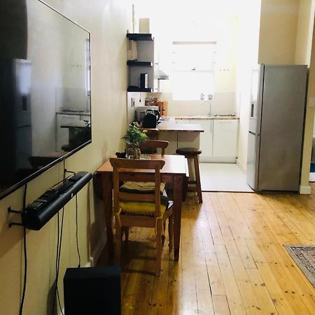 Charming, Central 1 Bed Apartment Cape Town Exterior photo