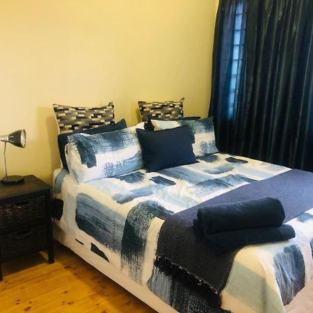 Charming, Central 1 Bed Apartment Cape Town Exterior photo