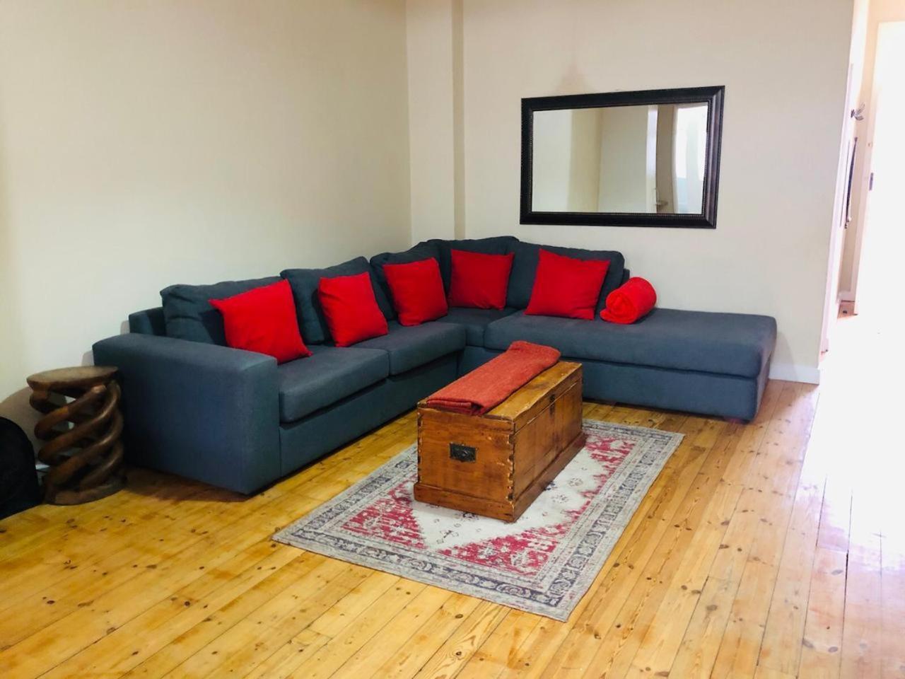 Charming, Central 1 Bed Apartment Cape Town Exterior photo