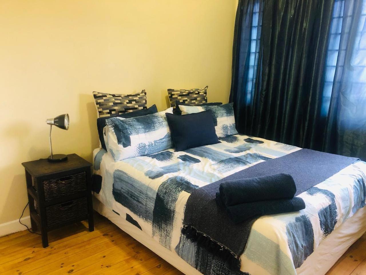 Charming, Central 1 Bed Apartment Cape Town Exterior photo